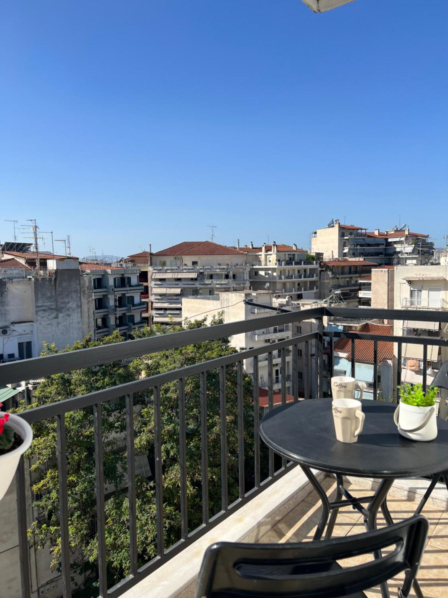Rooftop Apartment Лариса Екстериор снимка